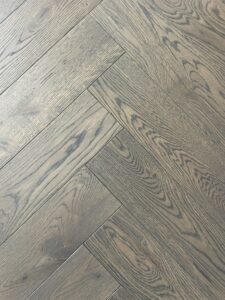 Antique Grey Engineered Oak Herringbone