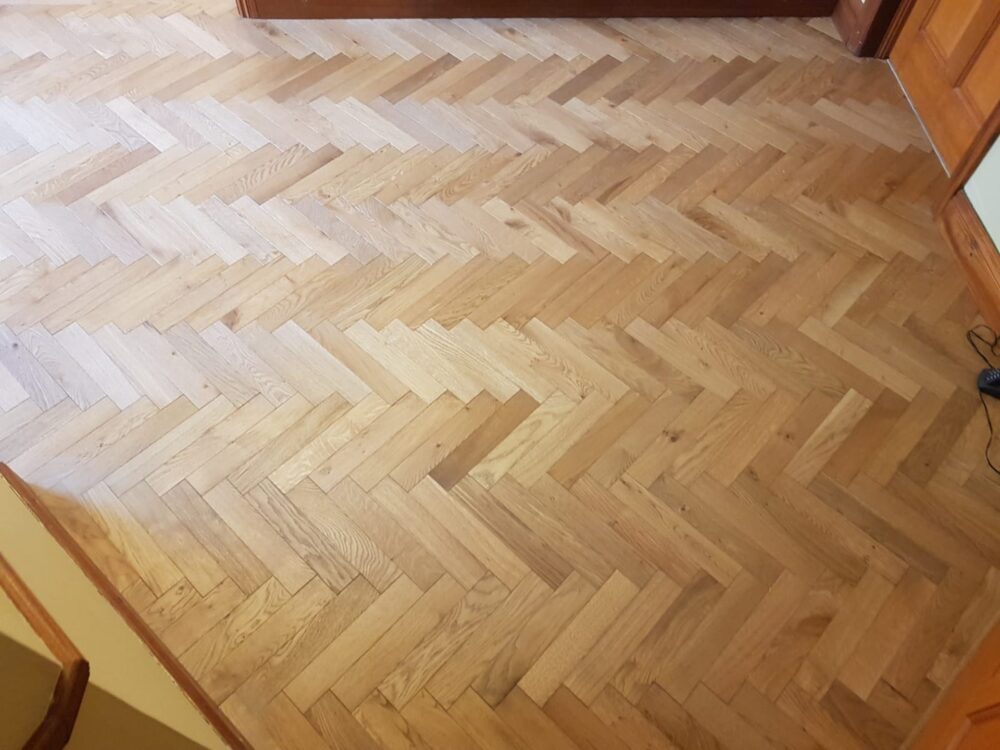 Engineered oak herringbone