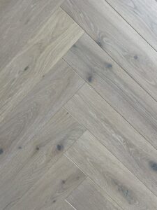 Extra White Oak Engineered Herringbone