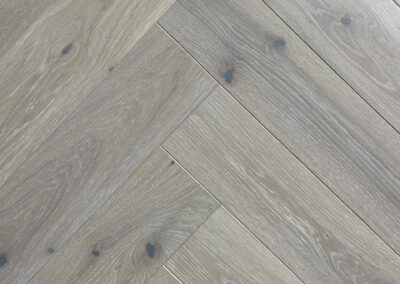 Extra White Oak Engineered Herringbone