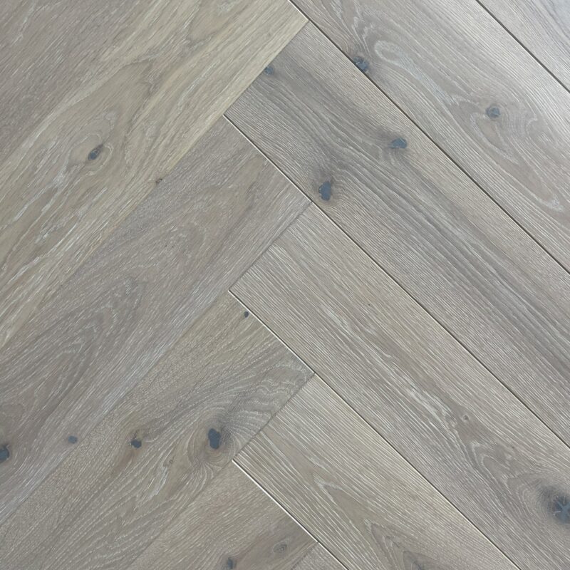 Extra White Oak Engineered Herringbone