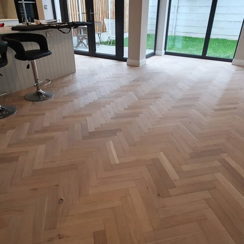 Rossmore Engineered Oak in Herringbone