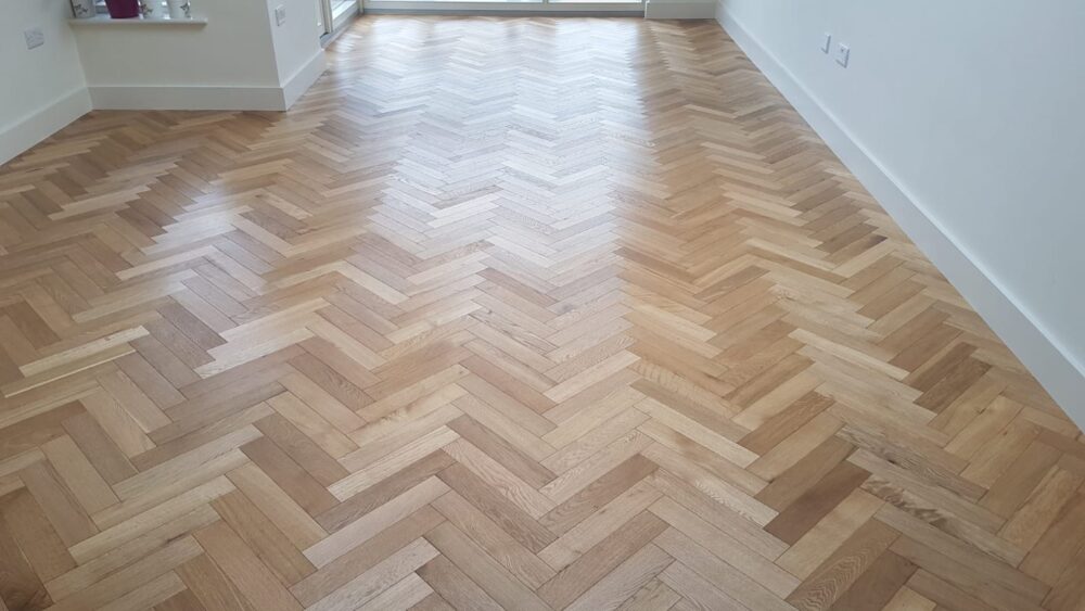 Upton Oak Herringbone